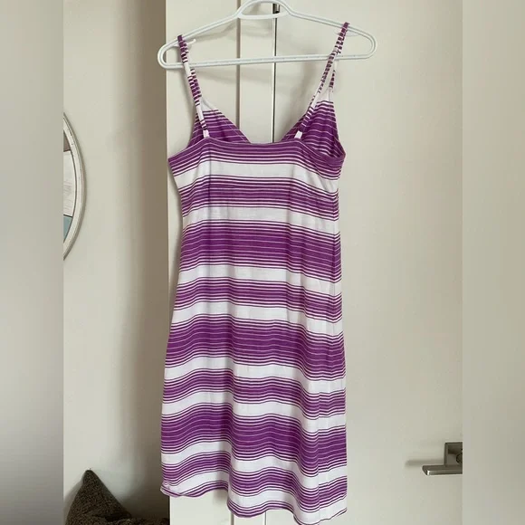 ***ROXYS Girls/Women’s  Purple and White Striped sundress. - Picture 7 of 10